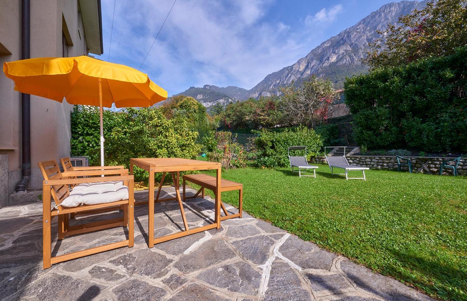 La Casa Di Lucia Apartment Лиерна Екстериор снимка